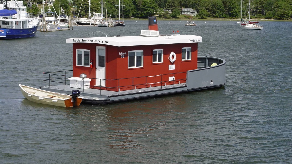 Mac Mahan Boat Rental | Unique, romantic, motorless floating island w/4 hp skiff