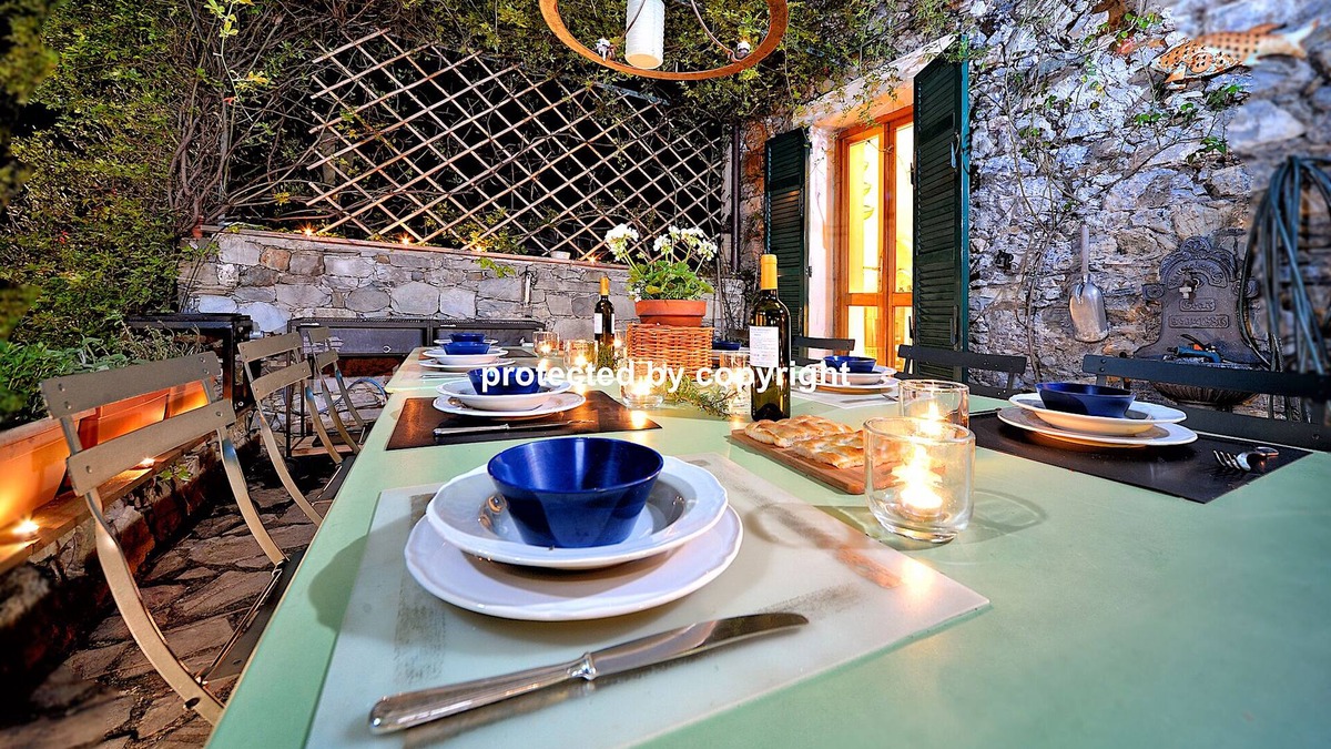 Velva Villa | Unique Seaview Retreat
