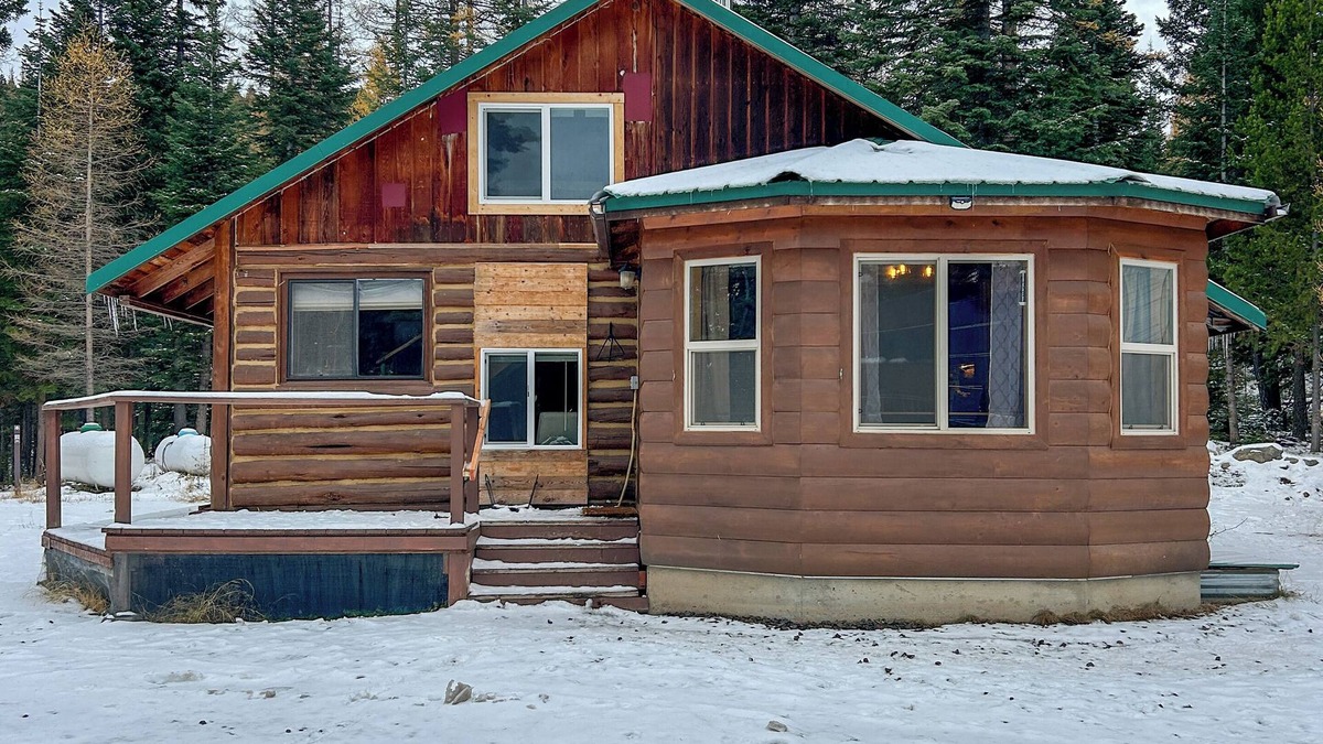 Joseph Cabin | Unique Secluded Cabin Getaway