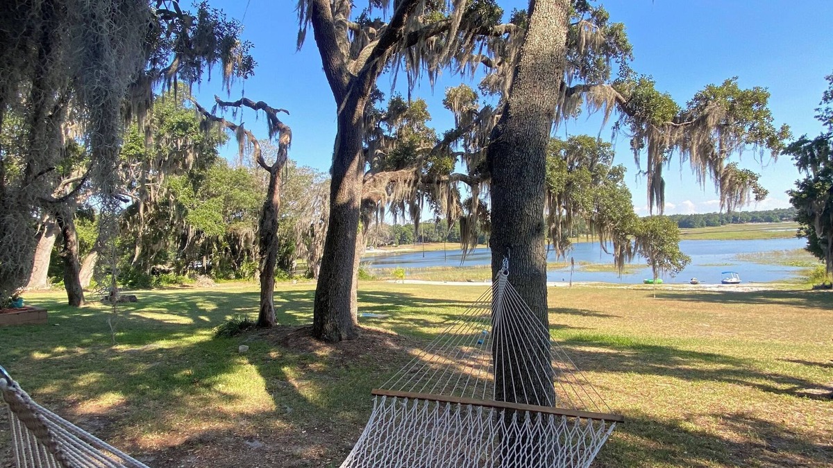 Keystone Heights House | Unique Spanish Style Lakefront Home! Kayaks and Paddle Boat!