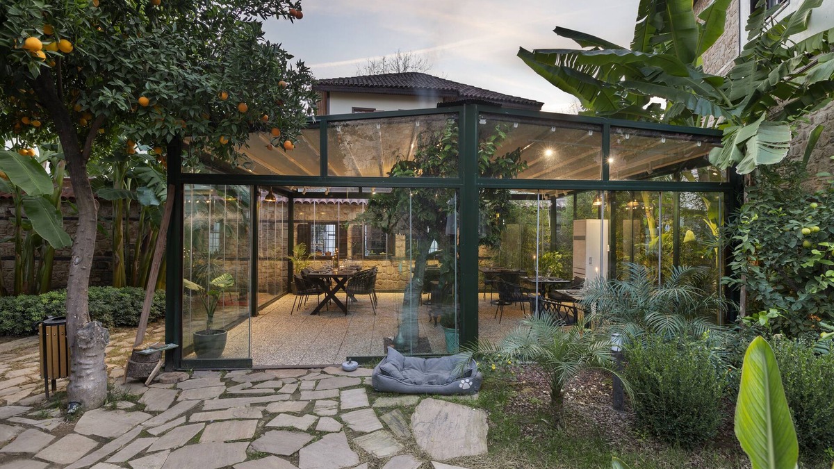 Kaleici Villa | Unique Stone House, Lush Garden surrounded by historical walls