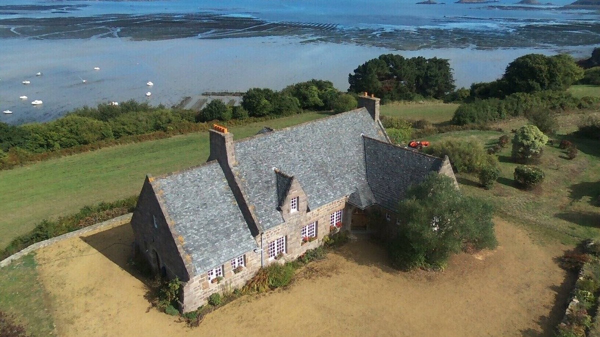Paimpol House | Unique stone house with spectacular 180º sea view on the cliff