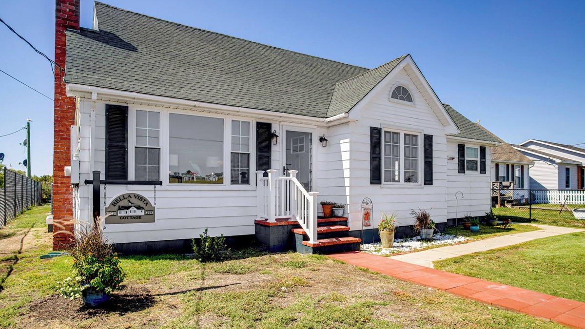 Tangier Cottage | Unique Tangier Cottage w/Chesapeake Bay Views!