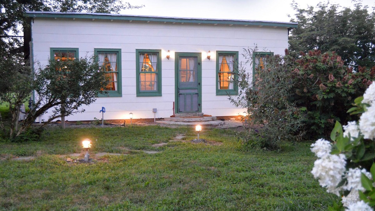 Boring House | Unique Tiny House Getaway on Historic Farm