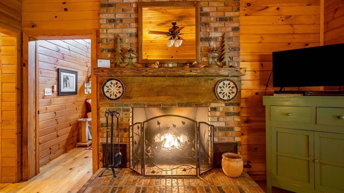 Barren Springs Cabin | Unique Trail Front Home w/River Access 2BS4 - Ayita