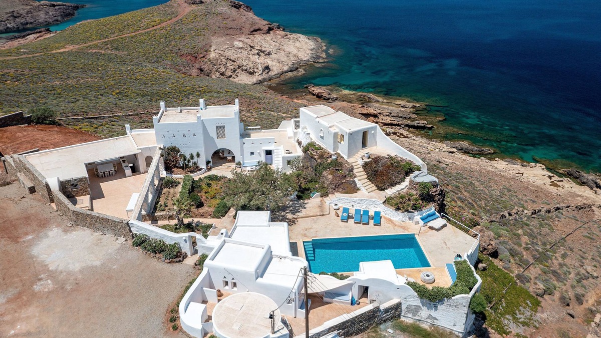 Ftelia Villa | Unique Villa in Mykonos with Direct Beach Access