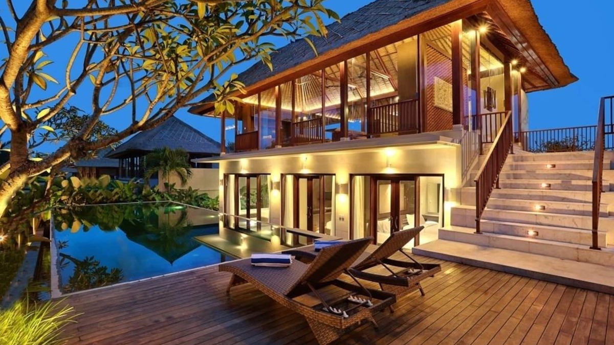 Kemenuh Villa | Unique Villa near Tegenungan Water falls