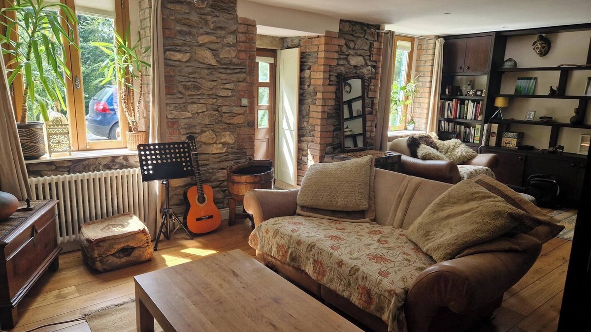 Barranisky Cottage | Uniquely designed cosy 2-bedroom cottage in Tinahely