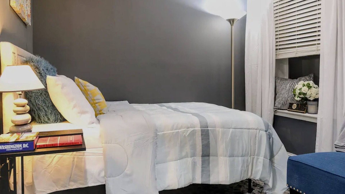 Southeast House | Uniquely Styled Private Suite