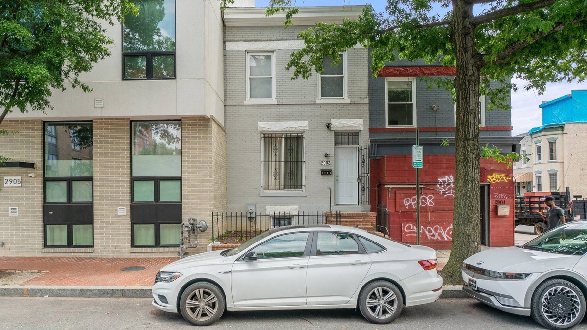 Park View Condo | Unit #1 - 1-bedroom condo in amazing Washington Close to Howard University,