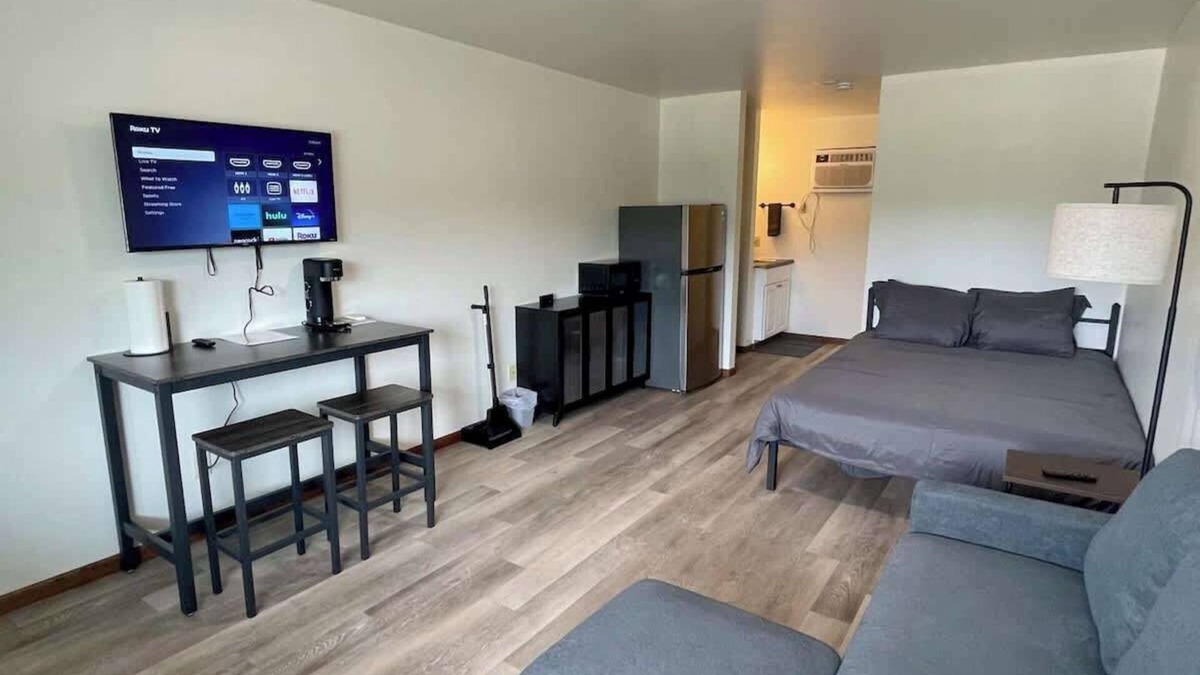 Wisconsin Dells Apartment | Unit 15 - Stand Rock