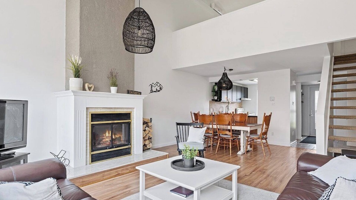 Beaupre Cottage | Unit 26 - Ski-in/Ski out at Mont-Sainte-Anne for 8 people
