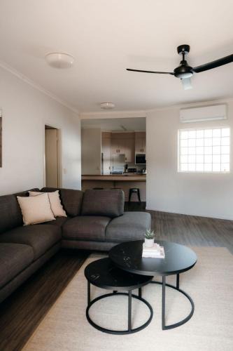 Allenstown Apartment | Unit 4, Rocky CBD