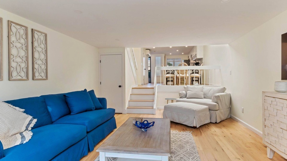 Hyannis Condo | Unit 6 Poolside 2BD-A/C, Private Balcony, Association Beach & Pool