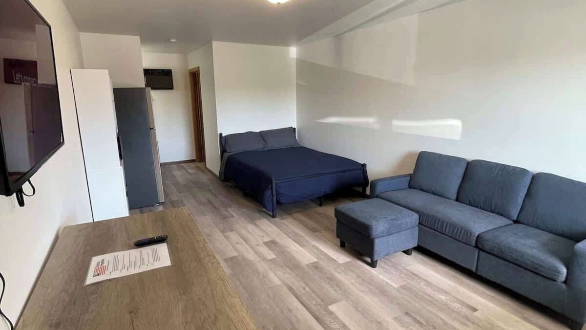 Wisconsin Dells Apartment | Unit 7 - Stand Rock Studios