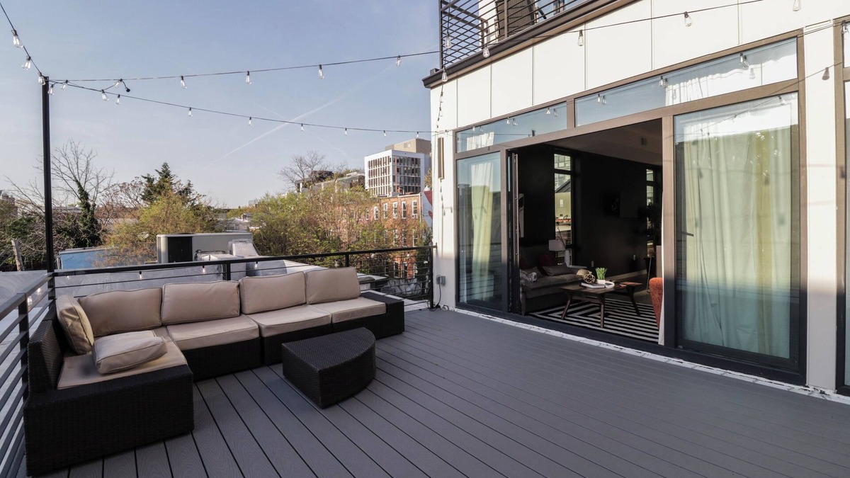 Shaw Bed & Breakfast | Unit 9: Luxe 2BR Penthouse | Sleeps 6