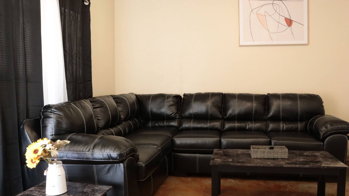Conway House | Unit B- A charming 3-bedroom duplex with a cozy atmosphere