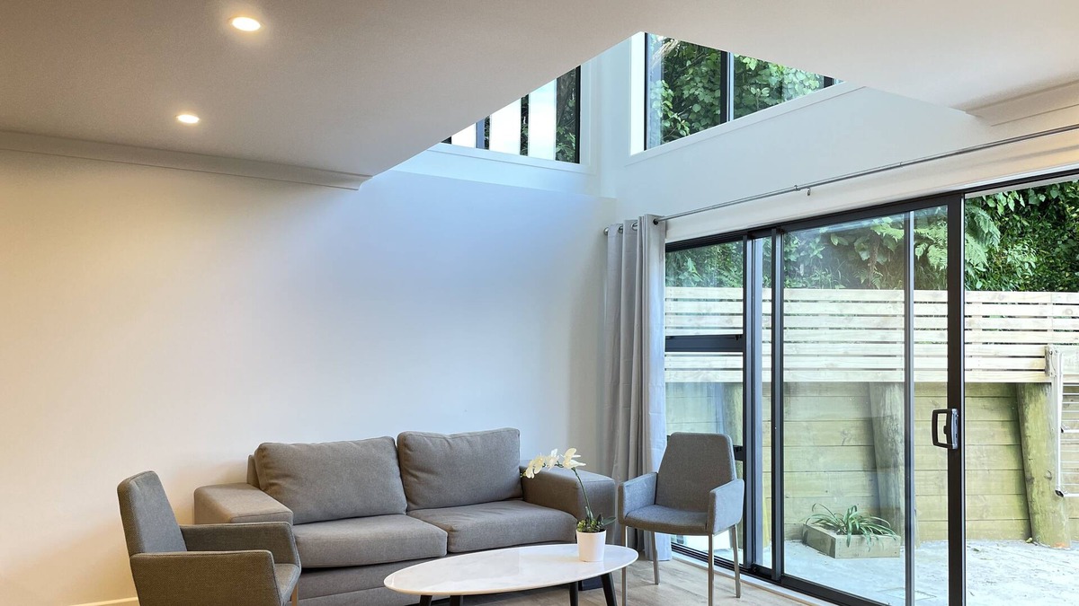 Johnsonville House | Unit C, with free fibre wifi n parking