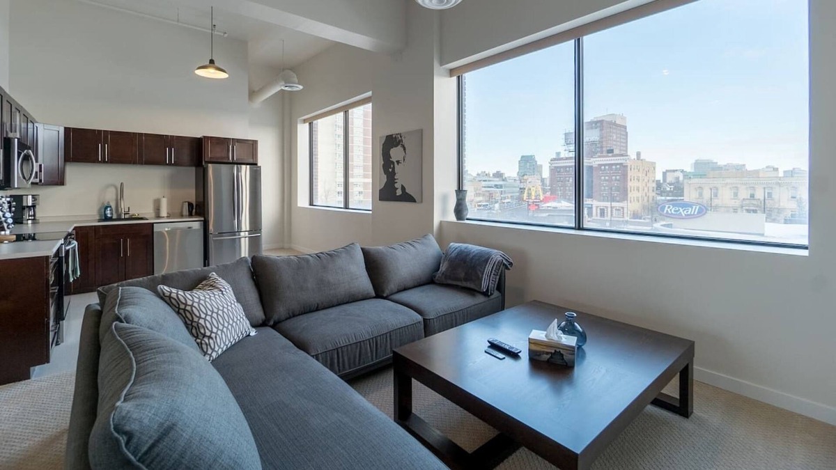 Winnipeg Apartment | UNIT THREE Executive Stay Fully Furnished Spacious Two Bedroom Condo