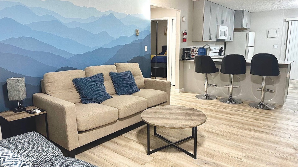 Cimarron Hills Apartment | UnitC/CoffeeBar/NearBase/NearAirport/PerfectForMilitaryFamilies