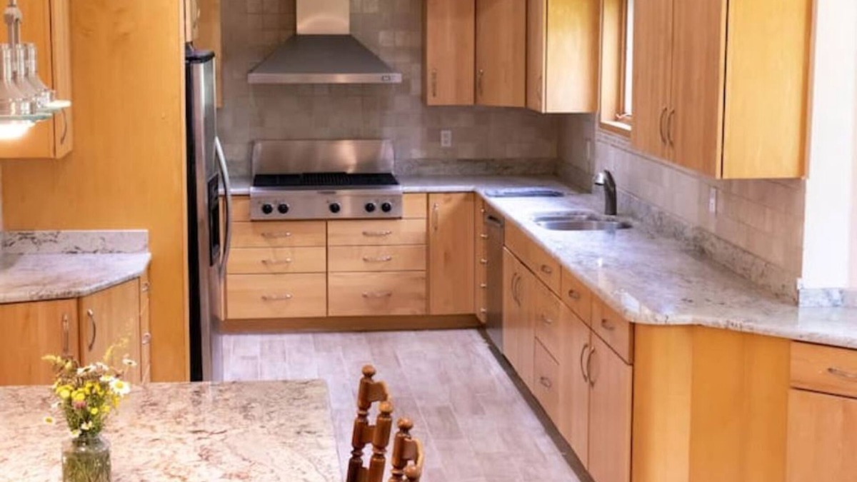 Aldenville House | Unite Your Family at The Hidden Gem on Mount Pleasant