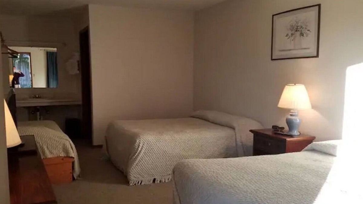 Golconda Apartment | Unity Lodge Suite 9
