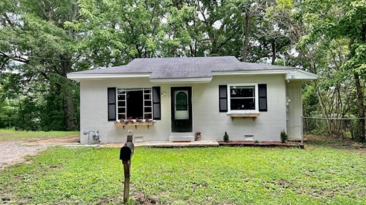 Henderson House | University Cottage