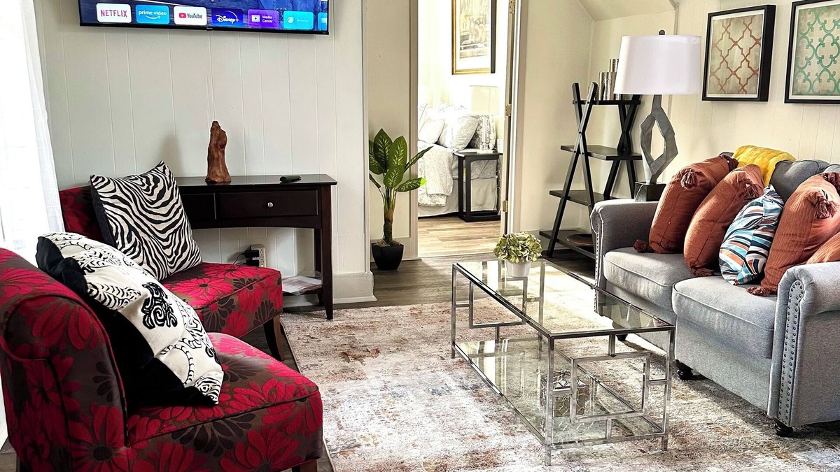 Dayton Condo | University flat 2bed to University Dayton UD walking Distance to restaurants