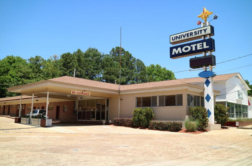 Starkville Hotel | University Motel
