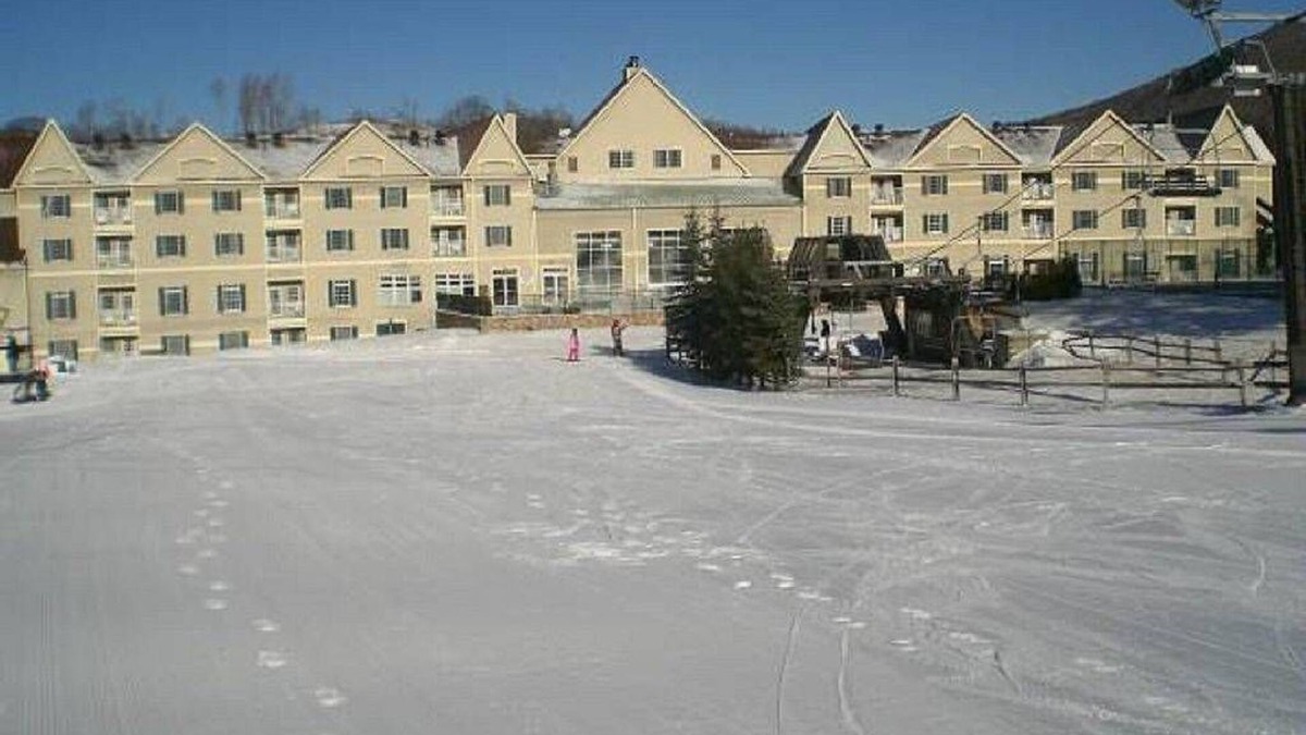 Hancock Resort | Unleash Your Alpine Adventure: Wyndham Bentley Brook Ski-In, Ski-Out Resort