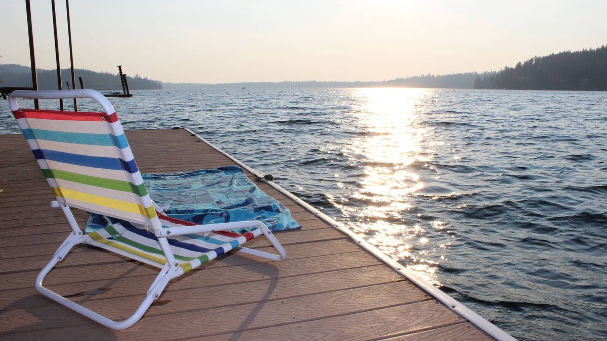 Hayden Lake House | Unmatched Privacy and Natural Beauty Awaits!