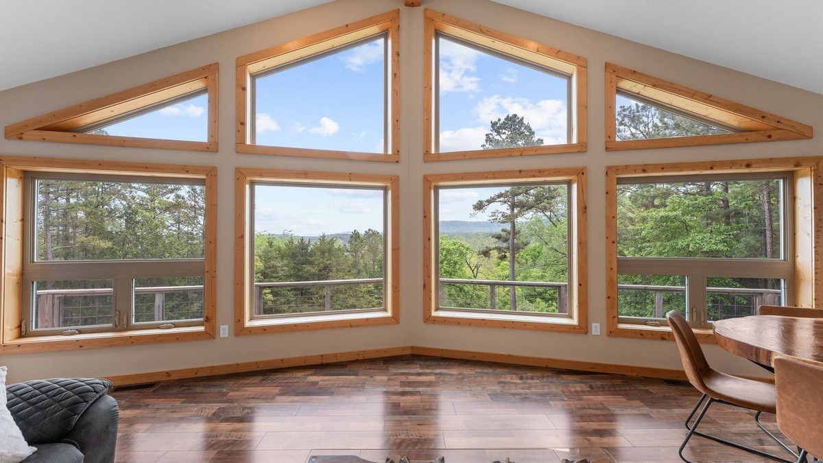 Jasper Cabin | Unplug & unwind! 3 bed cabin The Perfect getaway!