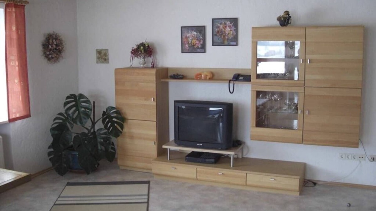 Waffenbrunn Apartment | Unterkunft am Waldrand mit großer Liegewiese