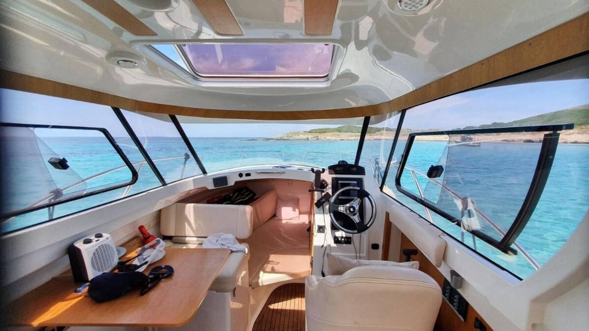 Bastia Boat Rental | UNUSUAL NIGHT ABOARD A BOAT