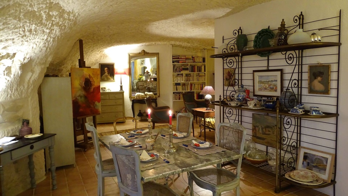Troo Bed & Breakfast | Unusual stay in a troglodite gîte