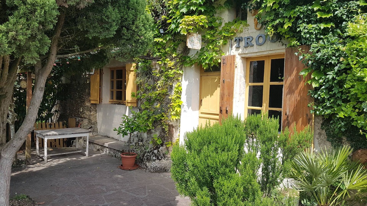 Montoire-sur-le-Loir House | Unusual stay in a troglodyte