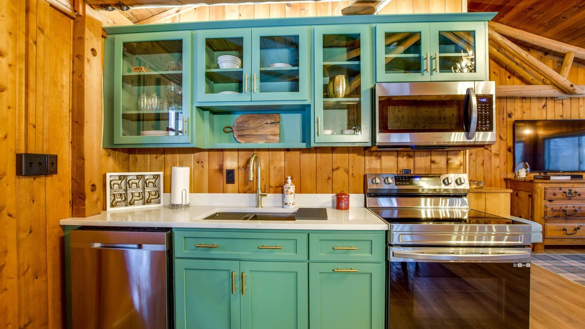Muscoda Cabin | Unwind at Driftless Pines Cabin -