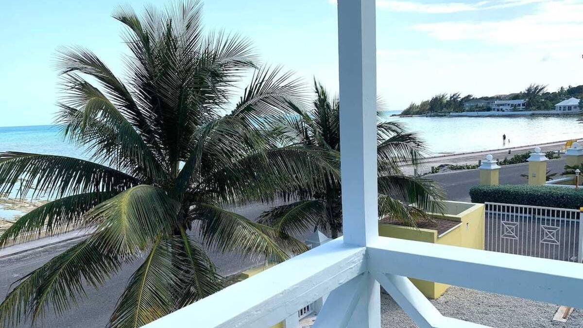 Nassau Villa | Unwind at this spacious seafront villa in paradise!