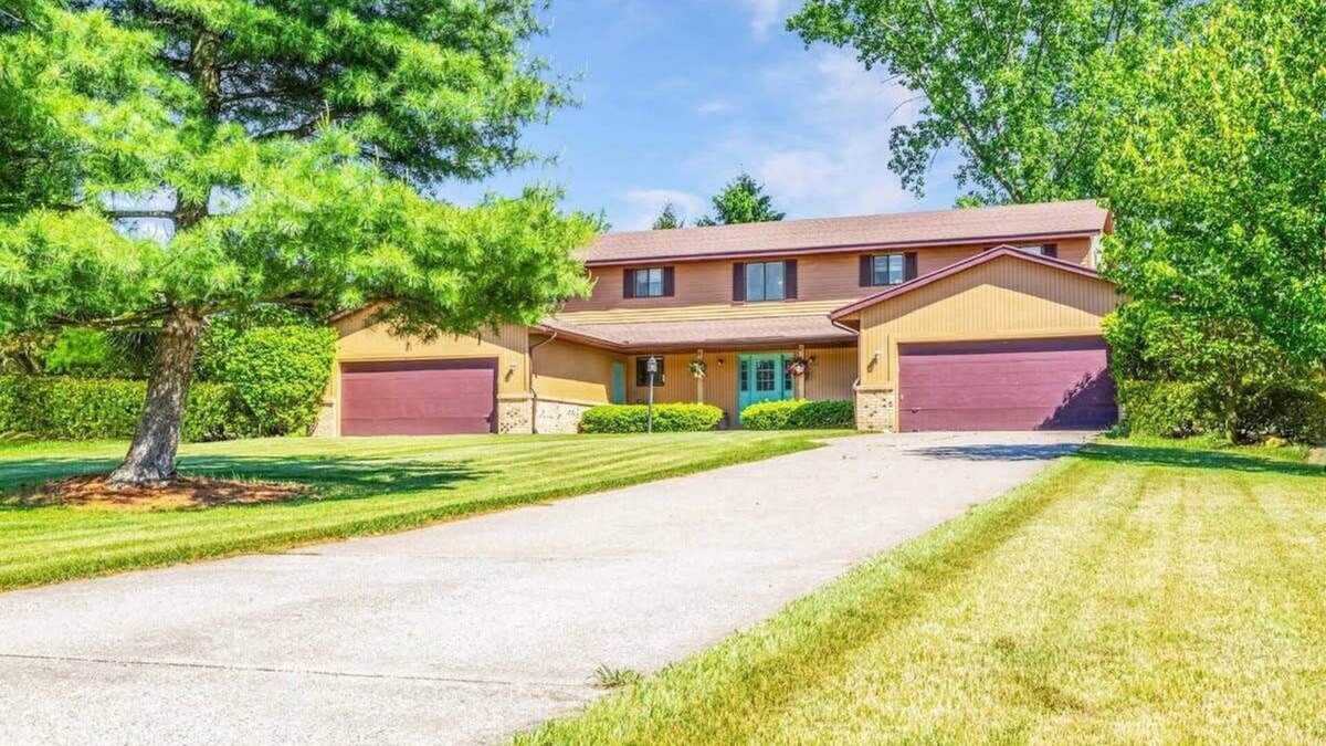 Rockford Apartment | Unwind in Rockford! Steps from Parks & Trails