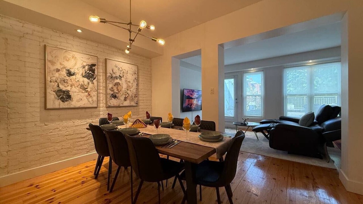 Maisonneuve Condo | Unwind in Style | 3BR Oasis Near Olympic Park