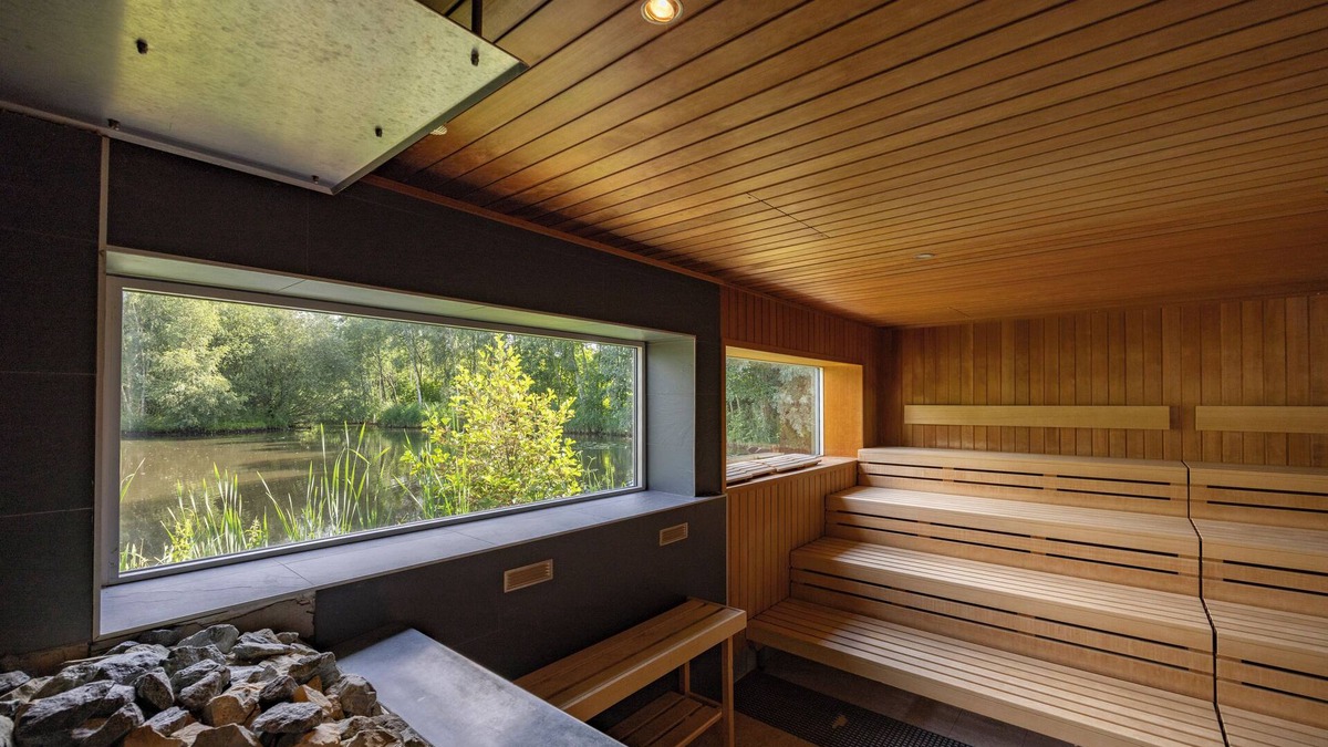 Mill House | Unwind in Style with Restaurant and Beautiful Green Views