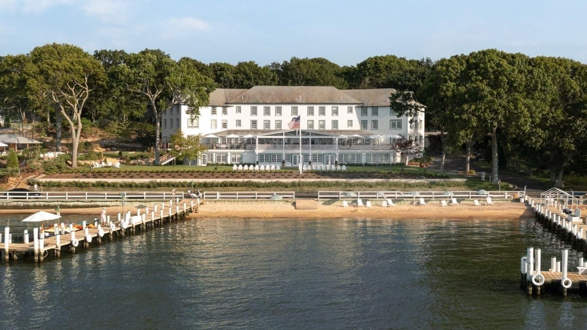 Shelter Island Heights House | Unwind in Two Hillside Rooms! Onsite Wellness Spa, Seasonal Pool & Beach Access
