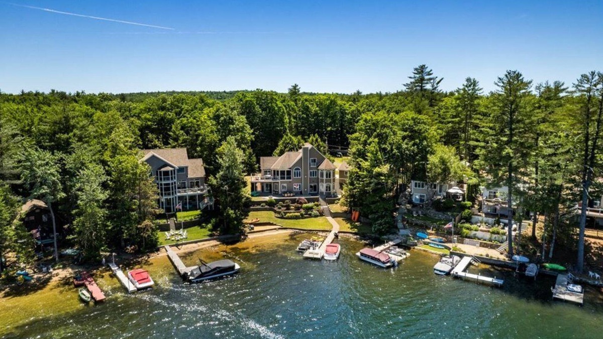 Lochmere House | Unwind in Waterfront Luxury: Custom Home in a Peaceful Cove