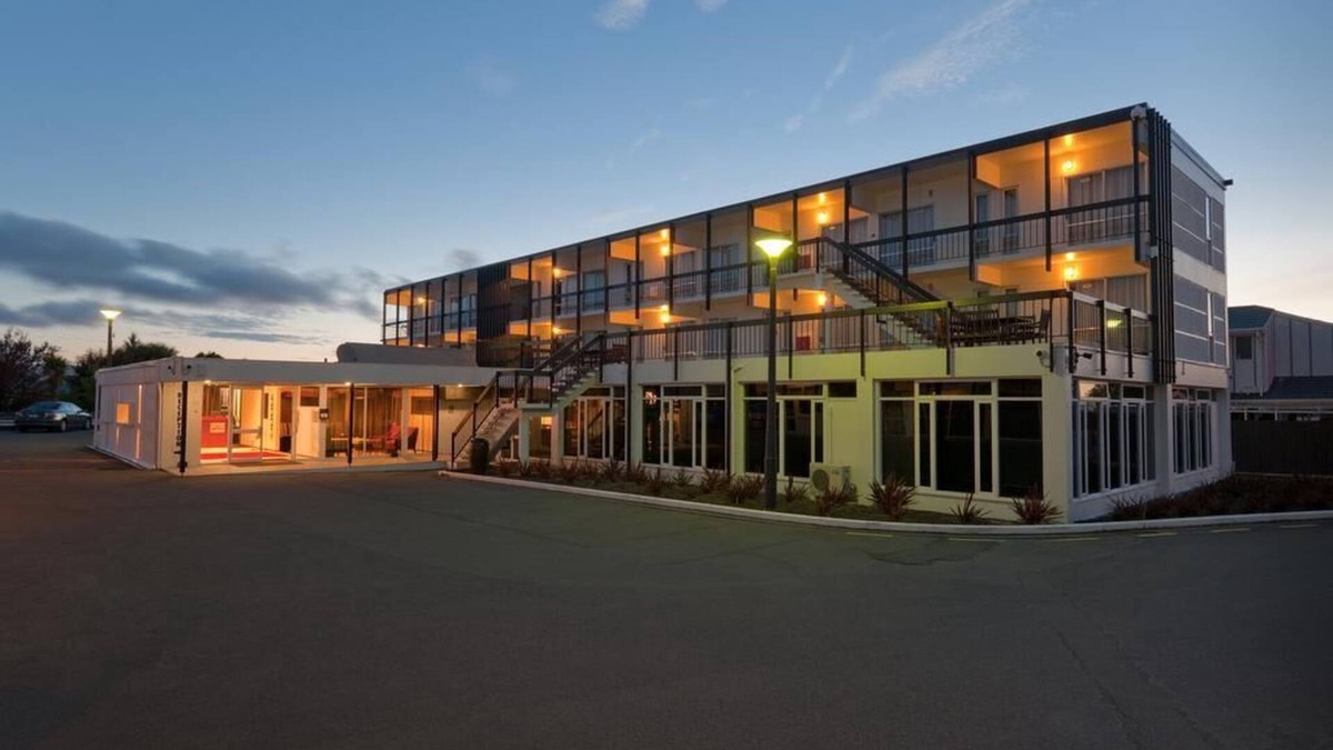 Riccarton Hotel | Unwind @ Serenity in the City - Family Suite