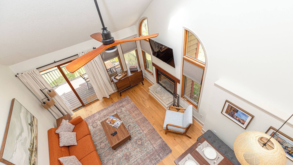 The Galena Territory Condo | Unwind @ Zen on Oak Glen! 2 BR, Modern, Lake Galena Marina & Club Access