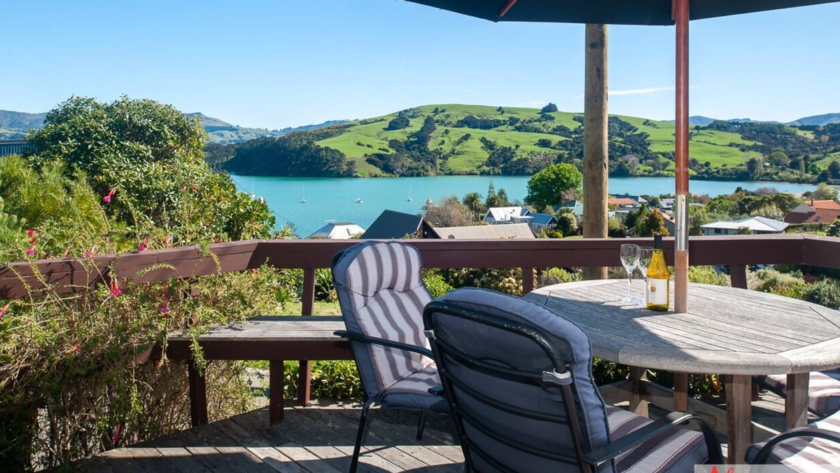 Akaroa House | Up from the Beach on Smith Ave