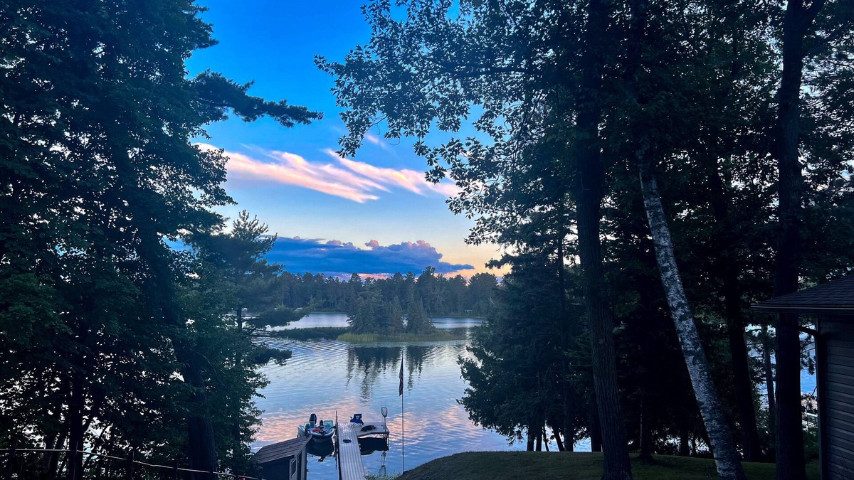 Hackensack House | Up North 5 bedrooms two houses on Birch Lake