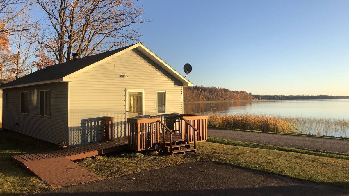 Palisade Cabin | Up North Retreat on Lake Waukenabo