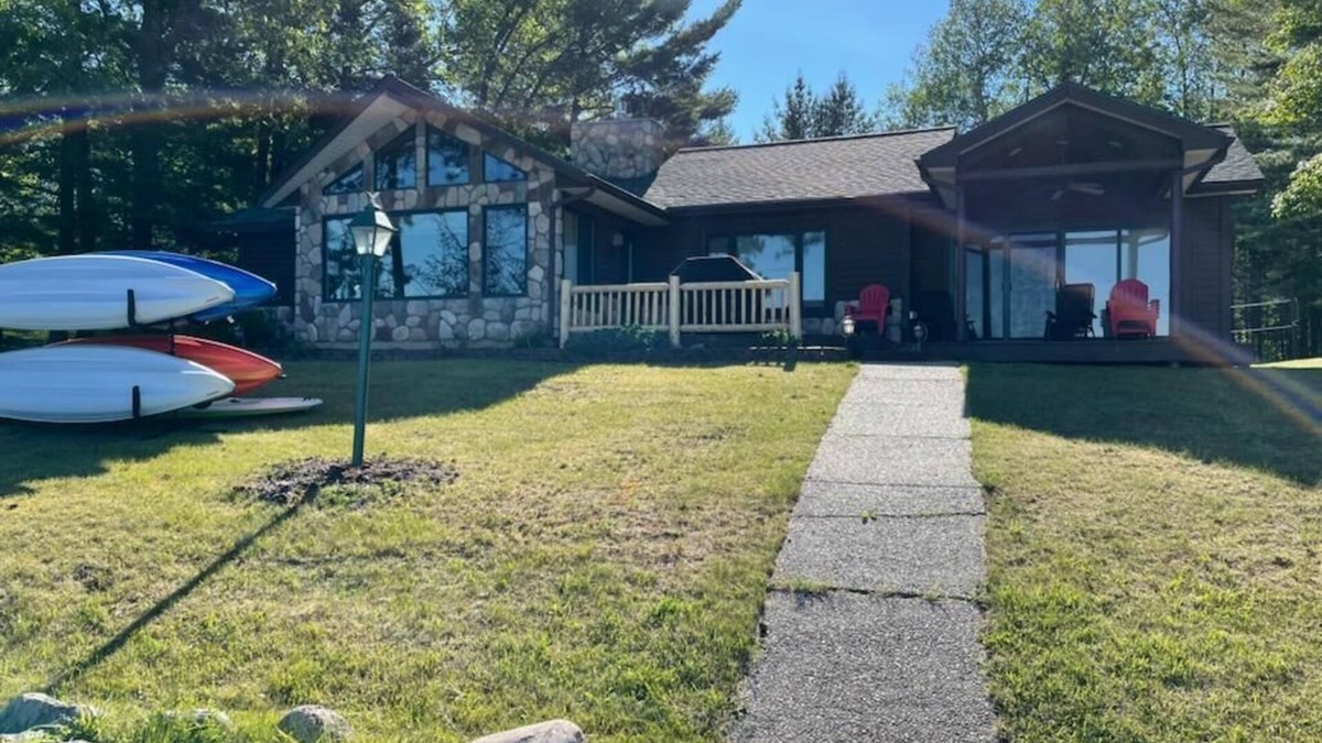 Hillman House | Up North Retreat. Tranquility Awaits!