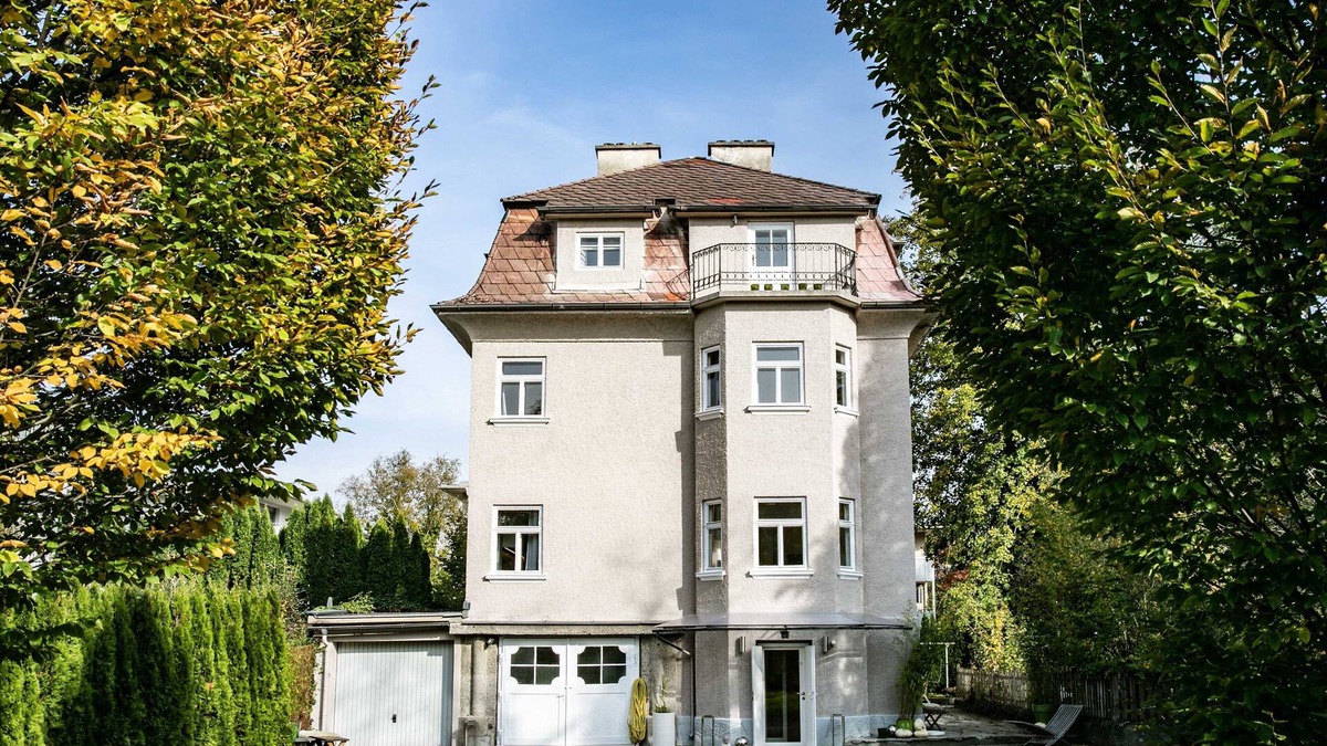 Nonntal Villa | up to 16 pax, BBQ, sunbeds, bikes, close to ski areas, lake region and town